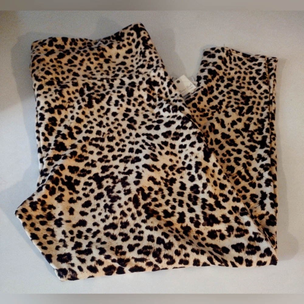 Leopard Leggings Size 3X NWT